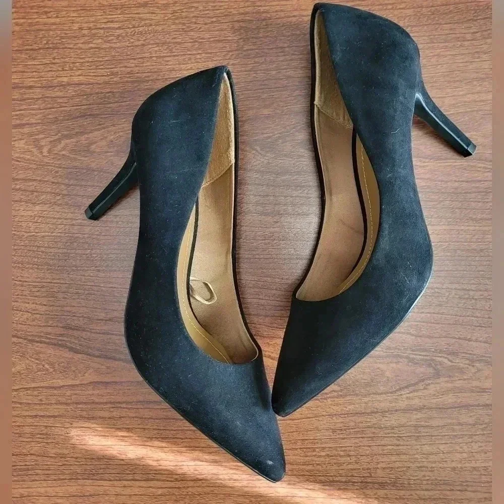 H&M Business Casual Neutral Faux Suede Black Pointy Toe Heels(38)